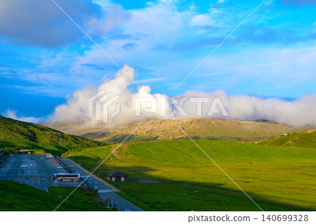 Mount Aso, Nakadake, volcanic smoke, Kusasenrigahama Mount Aso, Nakadake, volcanic smoke, Kusasenrigahama 140699328