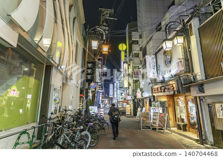 大阪夜景:道頓堀、千日前商店街、坂町通,大阪府大阪市 大阪夜景:道頓堀、千日前商店街、坂町通,大阪府大阪市 140704468