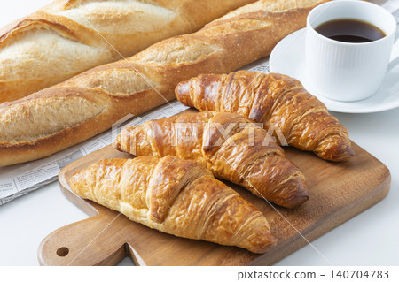 French bread and croissant French bread and croissant 140704783