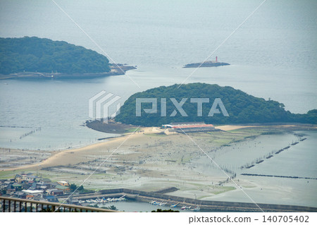 Tombolo tidal flats on Higashihazu Coast (Higashihazu Town, Nishio City, Aichi Prefecture) 140705402