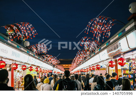 [#Asakusa] Nakamise Street 140705996