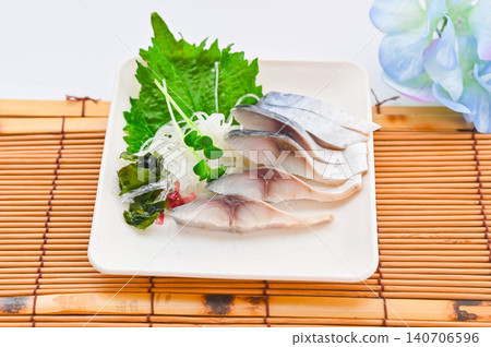 Plating of marinated mackerel Plating of marinated mackerel 140706596