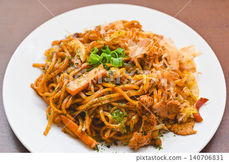 Thick Noodles with Rich Sauce Yakisoba Thick Noodles with Rich Sauce Yakisoba 140706831