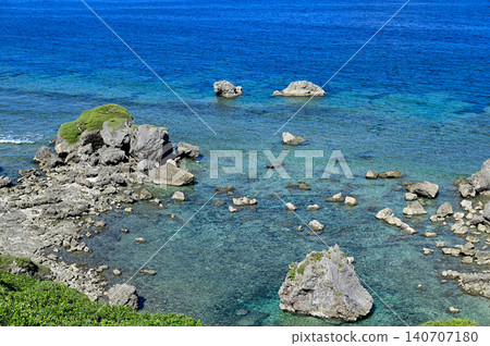 The beautiful seascape of Miyakojima The beautiful seascape of Miyakojima 140707180