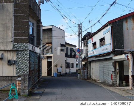 大鱷町、大鱷溫泉、月見橋附近 大鱷町、大鱷溫泉、月見橋附近 140709077