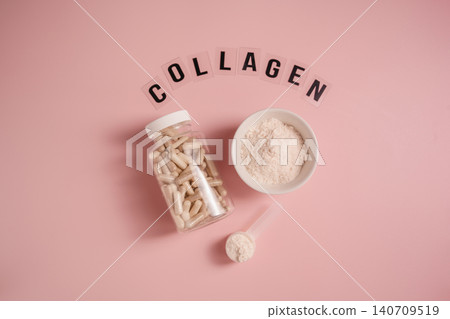 Collagen capsules in a bottle and powder in a scoop with "collagen" lettering, feminine food supplement, abstract pink background Collagen capsules in a bottle and powder in a scoop with "collagen" lettering, feminine food supplement, abstract pink background 140709519