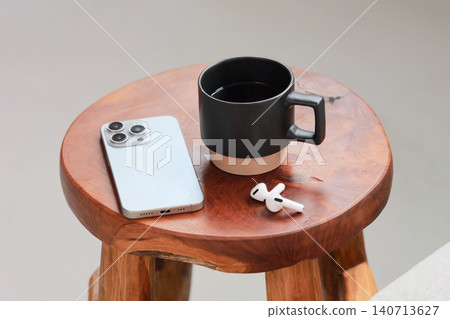 手提杯狀耳機圖片 手提杯狀耳機圖片 140713627