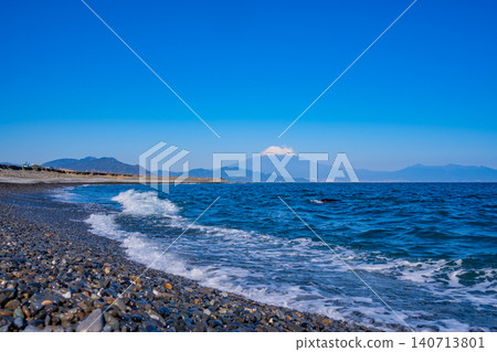 [Shizuoka Prefecture] Mount Fuji as seen from Miho Beach 140713801