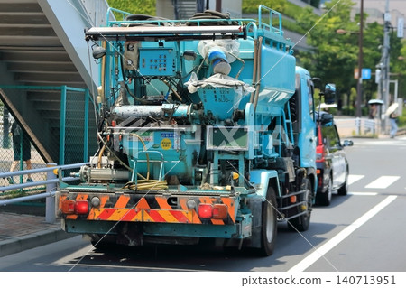 自平衡式物料運輸車(SL罐車) 自平衡式物料運輸車(SL罐車) 140713951