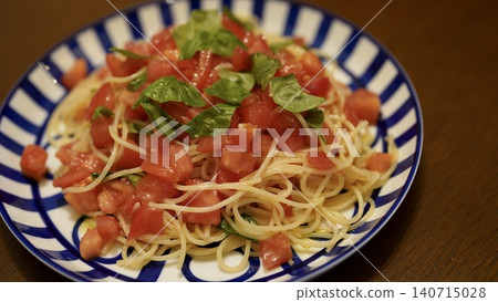 Cold tomato and basil pasta Cold tomato and basil pasta 140715028
