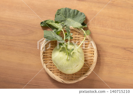 [Miyagi Prefecture] Green Kohlrabi 140715210