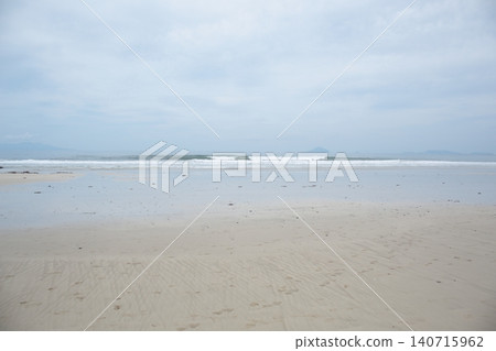 Waves to beat on the sandy beach Waves to beat on the sandy beach 140715962
