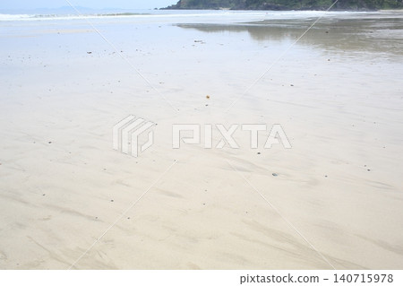 Waves to beat on the sandy beach Waves to beat on the sandy beach 140715978