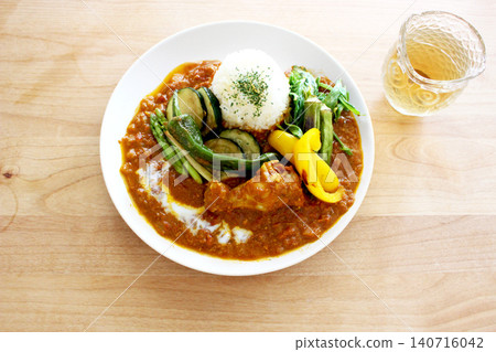 香料咖哩和大麥茶 140716042