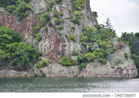 Gifu Prefecture: Kakamigahara City - Kiso River and Unuma Castle Ruins 140716697