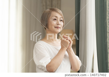 高級女性的肖像 高級女性的肖像 140717402