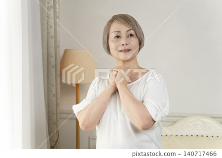 高級女性的肖像 140717466