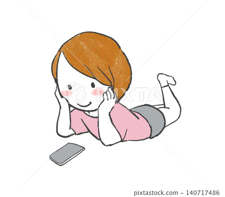 躺著,看著智能手機的女人 躺著,看著智能手機的女人 140717486