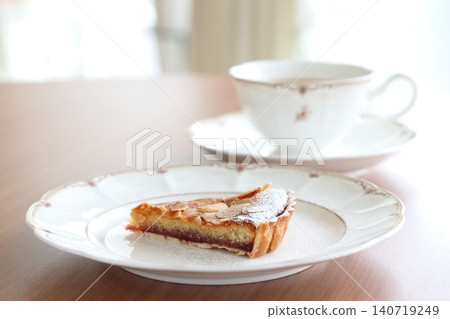 美味的塔和茶 140719249