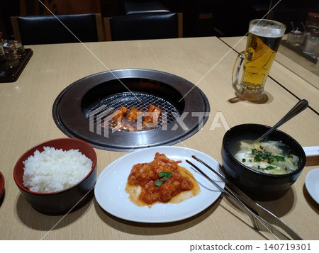 午餐(烤肉) 午餐(烤肉) 140719301