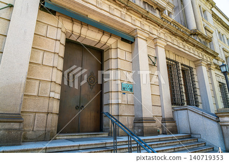 [Tokyo] East Gate of the Bank of Japan Head Office in Nihonbashi 140719353