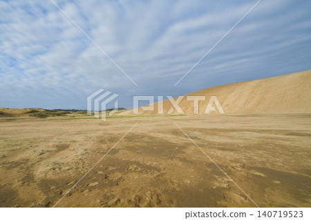 Tottori sand dunes horseback Tottori sand dunes horseback 140719523