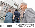 Senior male business 140723325