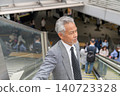 Senior male business 140723328