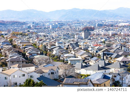 [Tokyo] Scenery of a suburban residential area 140724711