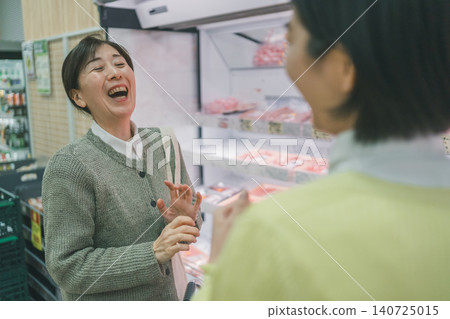 超級市場 超市 女生 140725015