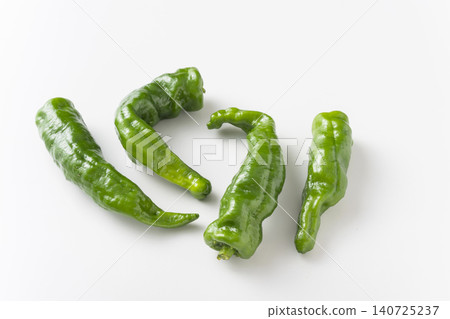 Sweet long peppers [Miyagi Prefecture] 140725237
