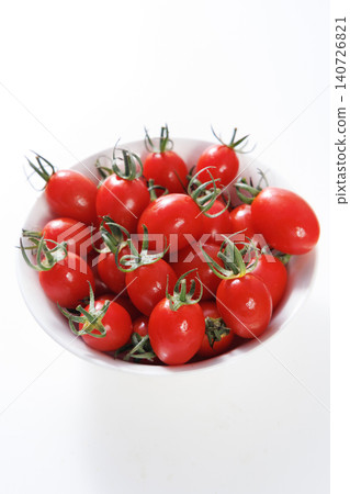 Fresh mini tomatoes Fresh mini tomatoes 140726821