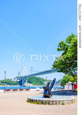 初夏時節,福岡縣北九州市的諾福克廣場和關門橋 初夏時節,福岡縣北九州市的諾福克廣場和關門橋 140727782