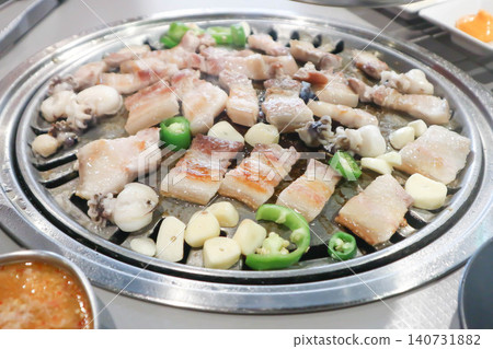 grilled pork , grilled pork in the oven or Korean barbeque or Korean pork grilled pork , grilled pork in the oven or Korean barbeque or Korean pork 140731882