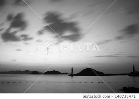 Seaside town of Turgutreis and spectacular sunsets 140733471