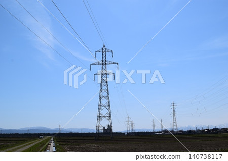輸電塔高壓交流電 輸電塔高壓交流電 140738117