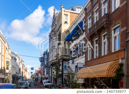 Street in Old Town The Hague with old buildings in summer 140739977