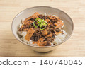 Bamboo shoot and beef shigure rice 140740045