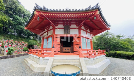 Japanese vermilion-lacquered octagonal halls, shrines, and temples Japanese vermilion-lacquered octagonal halls, shrines, and temples 140740408
