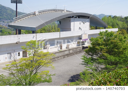 View of the building at the second sports field in the wide-area park. 140740703