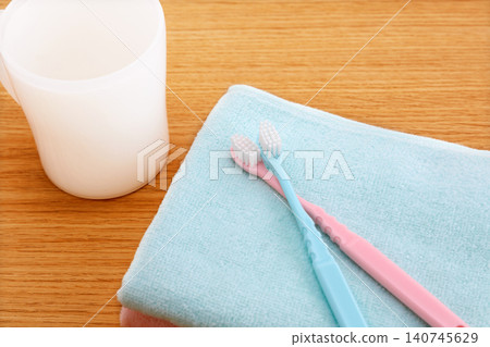 toothbrush image toothbrush image 140745629