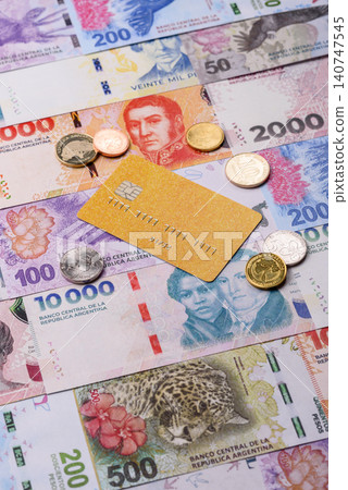A credit card for contactless cashless payments via a terminal or online. A credit card 140747545