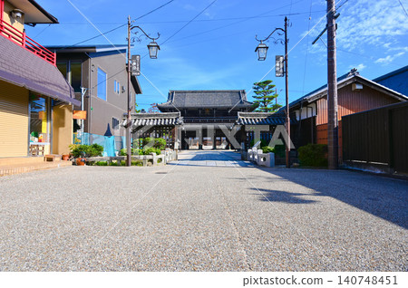 津市一心殿千秋寺、正門、釘角門、石橋 津市一心殿千秋寺、正門、釘角門、石橋 140748451