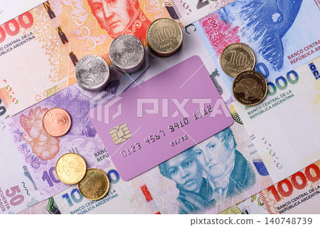 A credit card for contactless cashless payments via a terminal or online. A credit card A credit card for contactless cashless payments via a terminal or online. A credit card 140748739