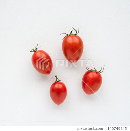 Long, slender cherry tomatoes Long, slender cherry tomatoes 140749345