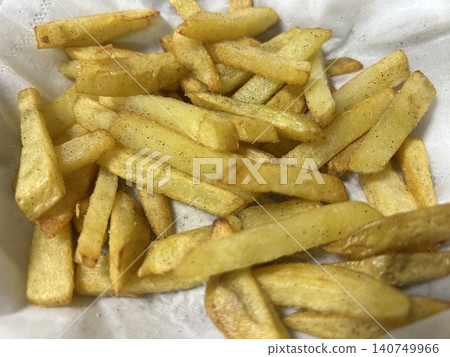 一大堆薯條 一大堆薯條 140749966