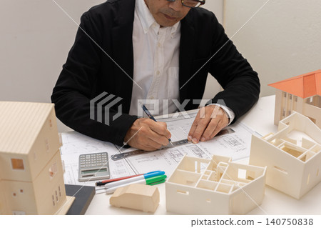 設計房屋的建築師 設計房屋的建築師 140750838