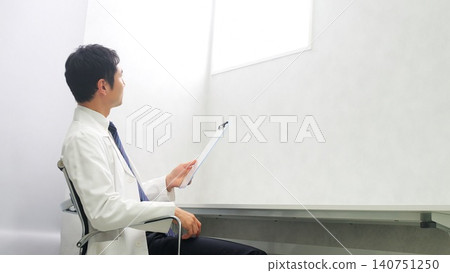 Hospital doctor image Hospital doctor image 140751250
