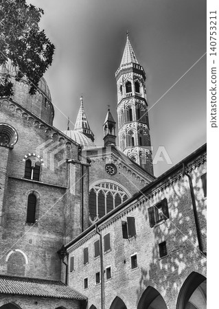 Detail of the Basilica of Saint Anthony in Padua, Italy Detail of the Basilica of Saint Anthony in Padua, Italy 140753211