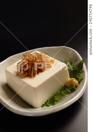 Hiyayakko (cold tofu) 140754748